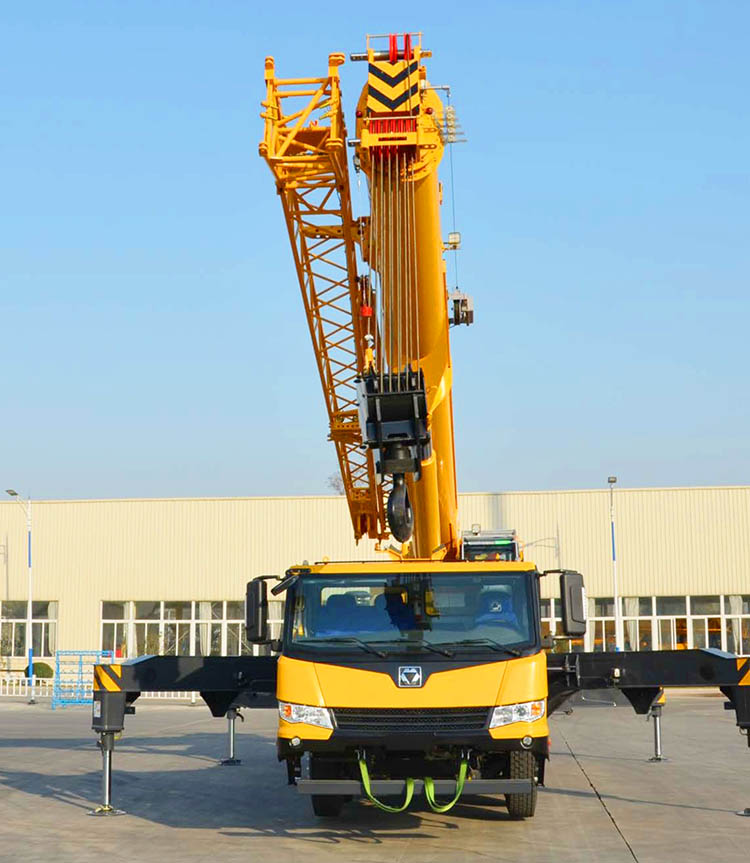 XCMG Official 50 ton truck cranes XCT55L5 China new hydraulic arm crane for sale